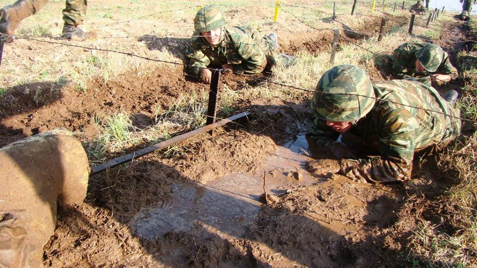 Ξεπερνά όλα τα εμπόδια η 9η Μηχανοποιημένη Ταξιαρχία Πεζικού – Εντυπωσιακές εικόνες